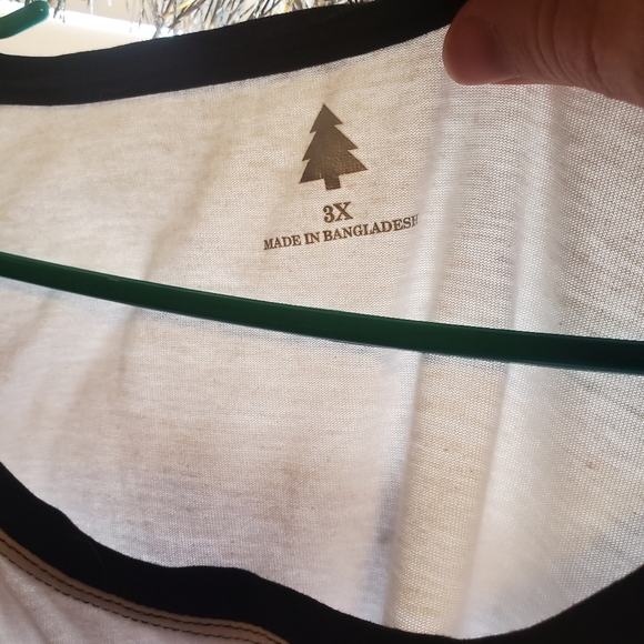 Holiday 3/4 sleeve top - Picture 2 of 4